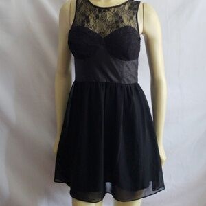 NEW GUESS BLACK DRESS